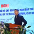 Philipp Rösler, consul honoraire du Vietnam dans le canton de Zoug (Suisse) et ancien vice-chancelier allemand, prend la parole lors de la deuxième Conférence des consuls honoraires de la République socialiste du Vietnam à l’étranger. Photo : baoquocte.vn