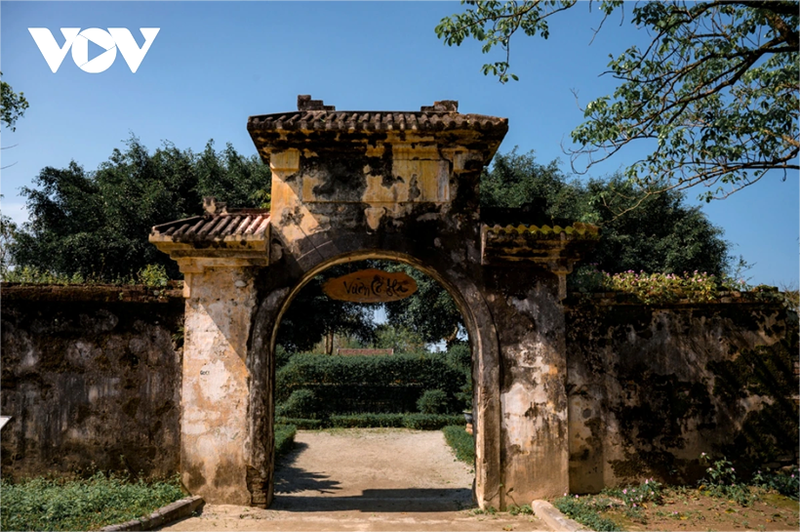 Parmi les nombreuses compositions paysagères de la dynastie des Nguyen, ce jardin est considéré comme l’un des joyaux de l’art des jardins royaux. Photo : VOV.