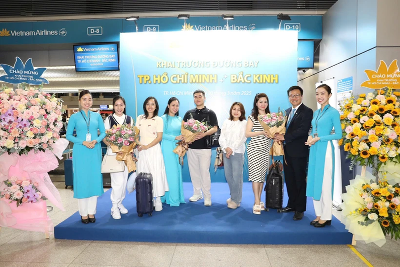 La compagnie aérienne nationale du Vietnam, Vietnam Airlines, inaugure une ligne directe entre Pékin et Hô Chi Minh-Ville le 30 mars. Photo : VNA.