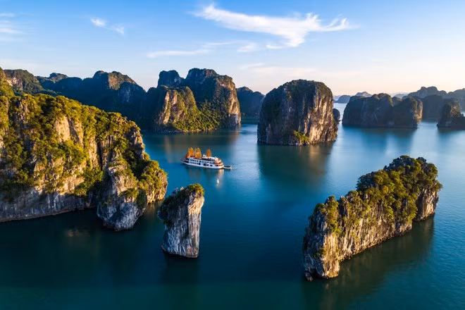 Baie de Ha Long. Photo : VNA.