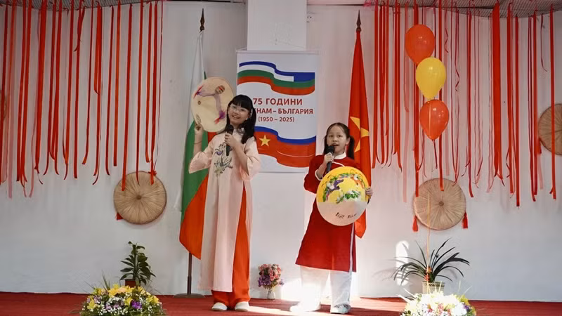 Un numéro des enfants vietnamiens. Photo : baoquocte.