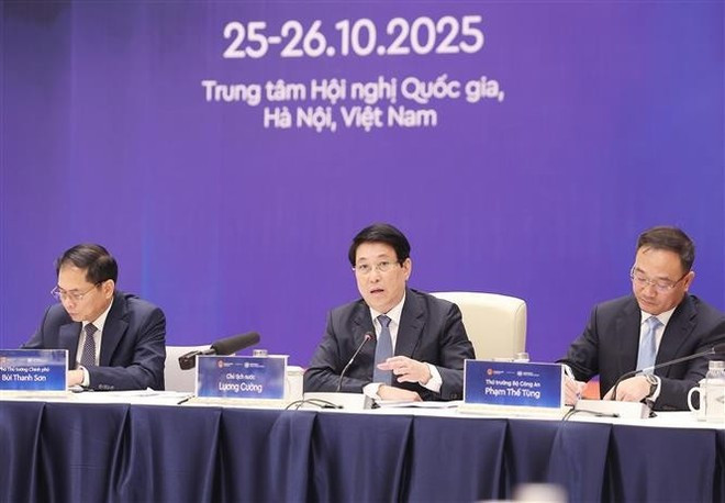Le président Luong Cuong prend la parole lors de la répétition générale de la cérémonie de signature de la Convention de Hanoï. Photo : VNA. Le président Luong Cuong prend la parole lors de la répétition générale de la cérémonie de signature de la Convention de Hanoï. Photo : VNA.