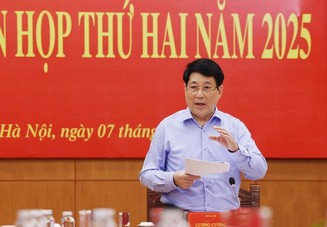 Le président de la République, Luong Cuong, également chef du Comité, s'exprime lors de la réunion. Photo : VNA. Le président de la République, Luong Cuong, également chef du Comité, s'exprime lors de la réunion. Photo : VNA.