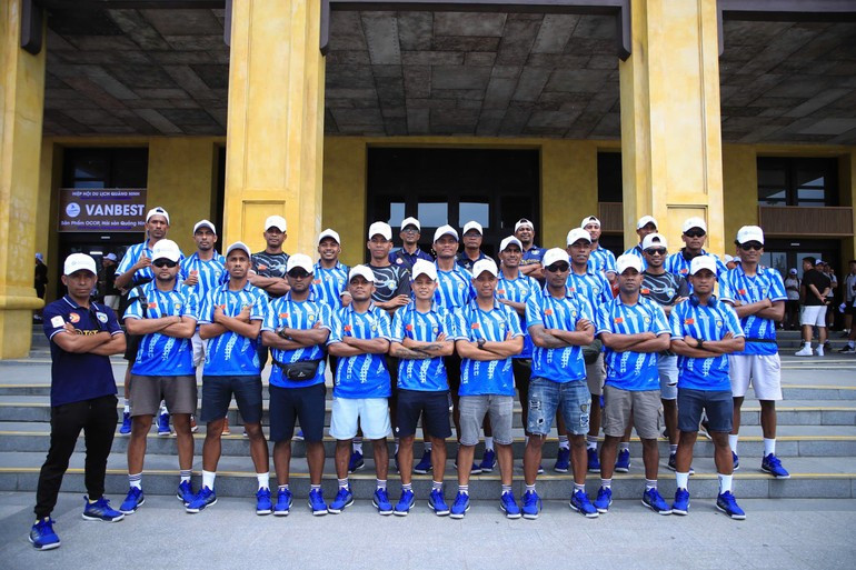 L'équipe du Timor-Leste prend une photo souvenir. Photo : NDEL. L'équipe du Timor-Leste prend une photo souvenir. Photo : NDEL.