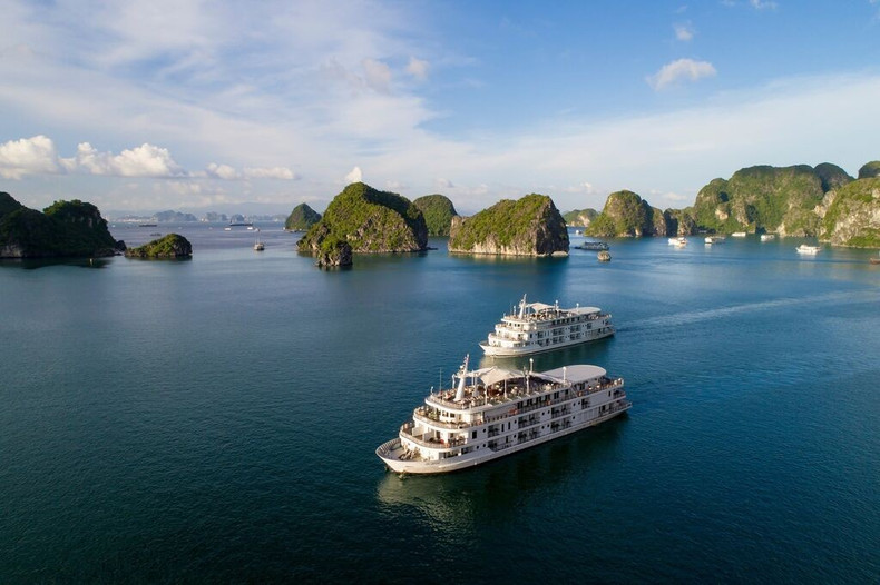 Le secteur touristique de Quang Ninh doit continuer à renforcer l'application des technologies avancées pour améliorer l'efficacité de la gestion touristique et mieux répondre aux exigences des visiteurs nationaux et étrangers. tau.jpg