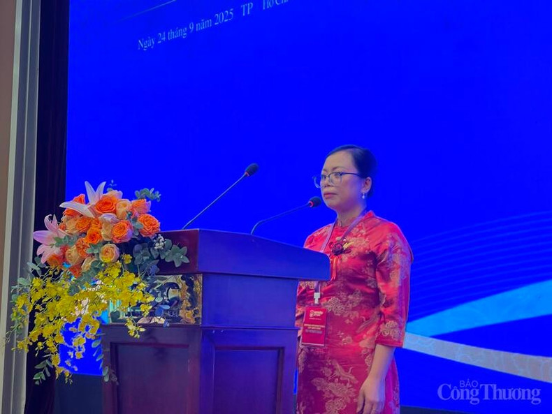 Selon Nguyen Thi Kim Lien, présidente du comité d’organisation, il s’agit d’une opportunité de promouvoir la coopération vietnamo-chinoise dans le transfert technologique, la fabrication des ascenseurs intelligents et économes en énergie, ainsi que la formation de ressources humaines qualifiées. Photo : baocongthuong Selon Nguyen Thi Kim Lien, présidente du comité d’organisation, il s’agit d’une opportunité de promouvoir la coopération vietnamo-chinoise dans le transfert technologique, la fabrication des ascenseurs intelligents et économes en énergie, ainsi que la formation de ressources humaines qualifiées. Photo : baocongthuong