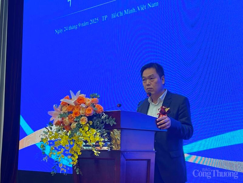 Selon Vo Hong Son, représentant du ministère vietnamien de l’Industrie et du Commerce dans les régions du Centre et du Sud, la coopération avec la Chine apparaît pour le Vietnam comme une stratégie gagnant-gagnant. Photo : baocongthuong Selon Vo Hong Son, représentant du ministère vietnamien de l’Industrie et du Commerce dans les régions du Centre et du Sud, la coopération avec la Chine apparaît pour le Vietnam comme une stratégie gagnant-gagnant. Photo : baocongthuong