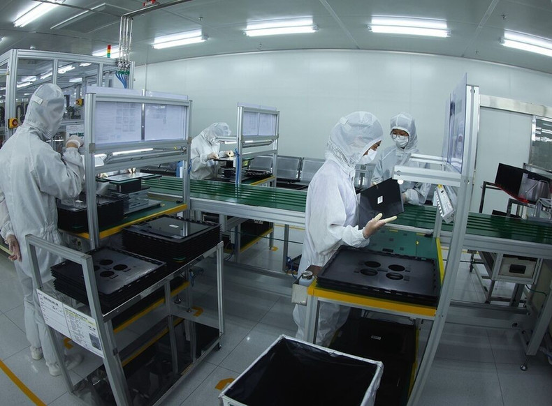 Le Vietnam se trouve dans le Top 10 des plus grands exportateurs mondiaux d'électronique. Photo : VNA