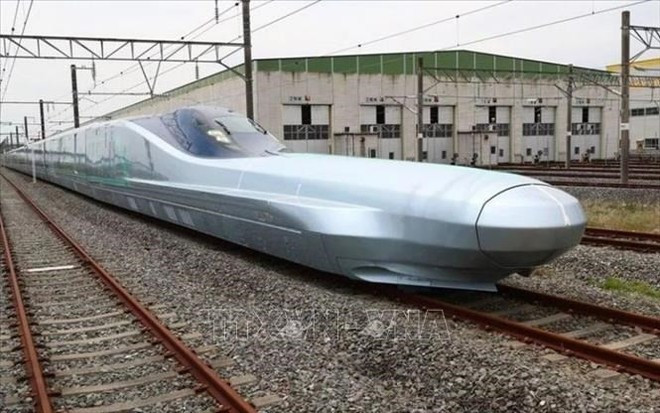 Le train à grande vitesse Shinkansen de nouvelle génération développé par la East Japan Railway Company (JR East). Photo : Japan RailPass/VNA Le train à grande vitesse Shinkansen de nouvelle génération développé par la East Japan Railway Company (JR East). Photo : Japan RailPass/VNA