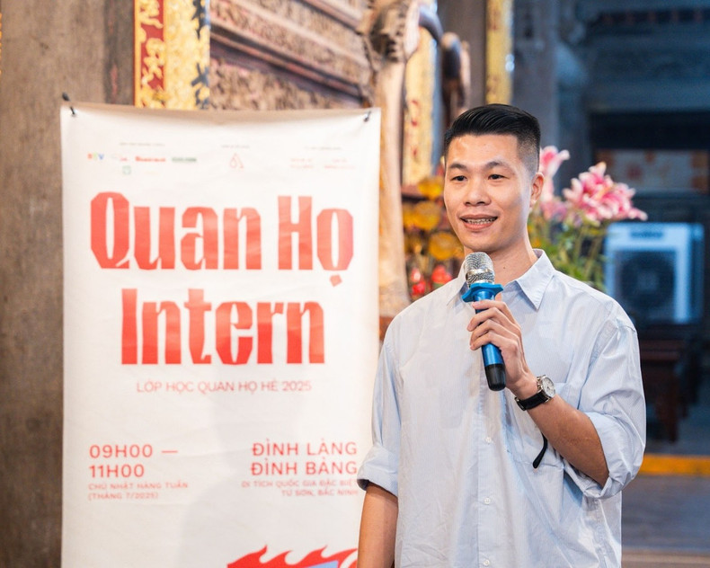 Selon Nguyen Anh Tuan, fondateur du projet « Quan ho intern », le quan ho n’est pas qu’un simple chant, c’est un art de vivre raffiné, un sens du rituel et une philosophie de la beauté. Photo : Quan ho intern Selon Nguyen Anh Tuan, fondateur du projet « Quan ho intern », le quan ho n’est pas qu’un simple chant, c’est un art de vivre raffiné, un sens du rituel et une philosophie de la beauté. Photo : Quan ho intern