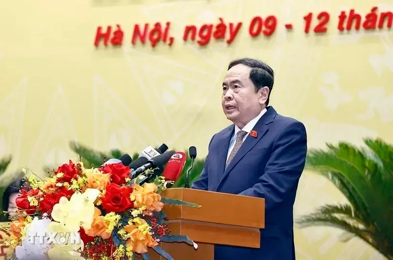 Le président de l'Assemblée nationale Trân Thanh Mân s'exprime lors de l'ouverture de la 20 session du 16e Conseil populaire de Hanoi du mandat 2021 – 2026. Photo : VNA.