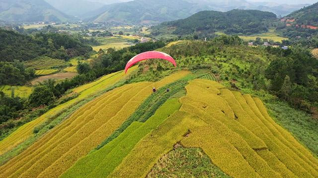 Le Festival de la saison dorée de Binh Liêu de 2022 aura lieu du 29 octobre au 20 novembre avec des activités reflétant l’identité culturelle des communautés ethniques locales. Photo: baoquangninh.com.vn