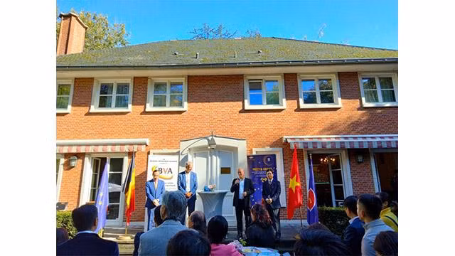 « Meet & Greet » à Bruxelles en Belgique met en relation les entreprises vietnamiennes et belges. Photo : congthuong.com