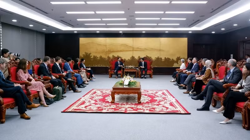 Lors de la rencontre. Photo: danang.gov.vn