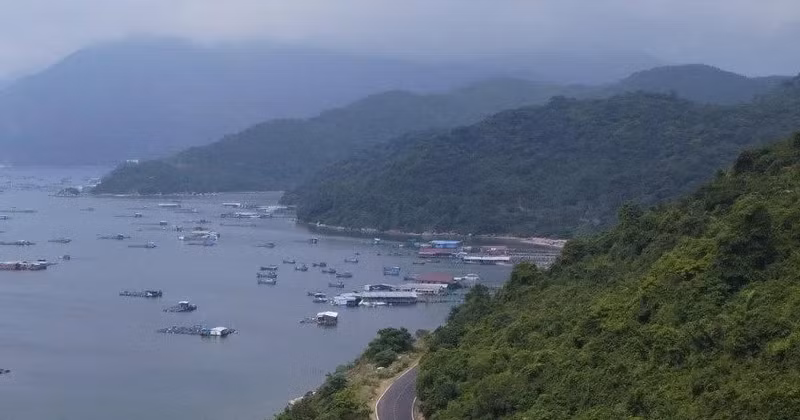 Un coin de la baie de Vung Rô, un beau site de la province de Phu Yên, limitrophe de la province de Khanh Hoa. Photo : NDEL.