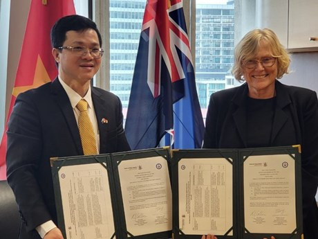 Cérémonie de signature. Photo: Département vietnamien de la santé animale