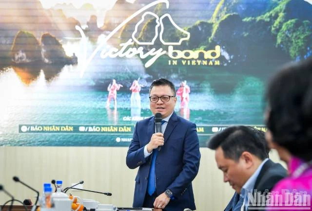 Le rédacteur en chef du Journal Nhân Dân, Lê Quôc Minh, prend la parole lors de l'événement. Photo : nhandan.vn