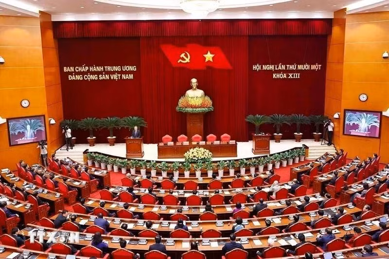 Vue du 11e Plénum du Comité central du Parti du XIIIe mandat, à Hanoi. Photo : VNA