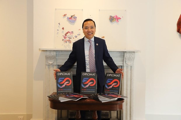 L’ambassadeur du Vietnam au Royaume-Uni et en Irlande, Nguyên Hoàng Long. Photo : VNA.