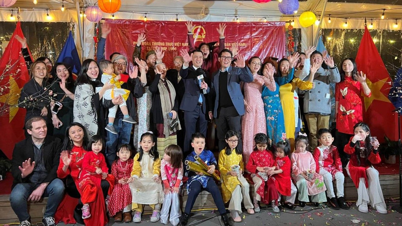 Les Vietnamiens à New York aux États-Unis célèbrent le Nouvel An lunaire. Photo : baoquocte.