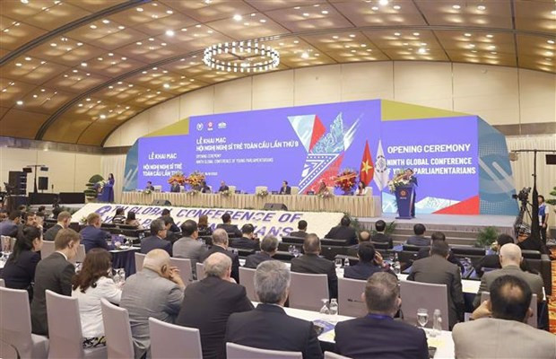 Lors de la cérémonie d'ouverture de la 9e Conférence mondiale des jeunes parlementaires à Hanoï. Photo : VNA