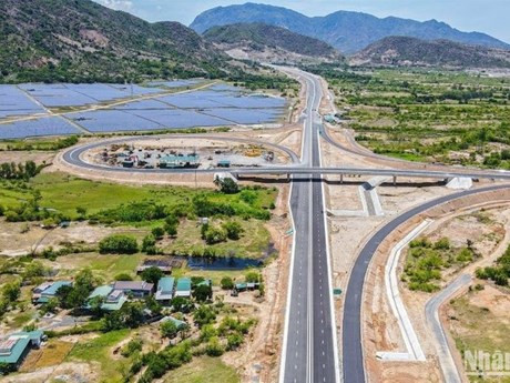 Autoroute Nha Trang-Cam Lam. Photo : nhandan.vn