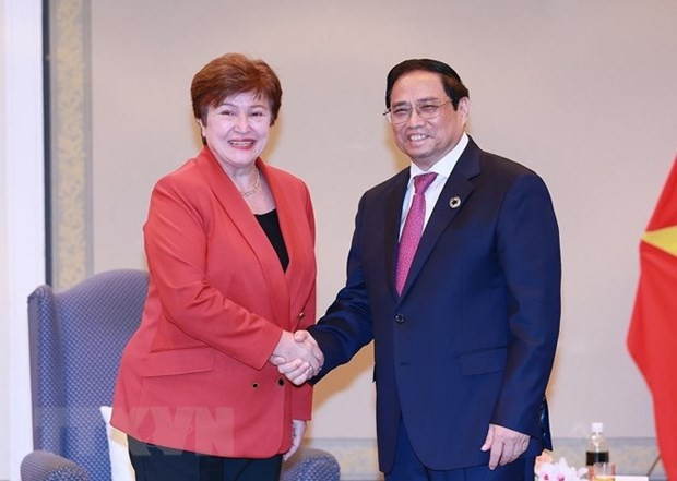 Le Premier ministre vietnamien, Pham Minh Chinh, et la directrice générale du FMI Kristalina Georgieva. Photo,: VNA.