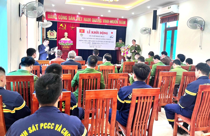 Le projet devrait être mis en œuvre sur 5 ans par la JICA et le Département de la police de prévention des incendies et de sauvetage du ministère de la Sécurité publique. Photo: baotintuc.vn