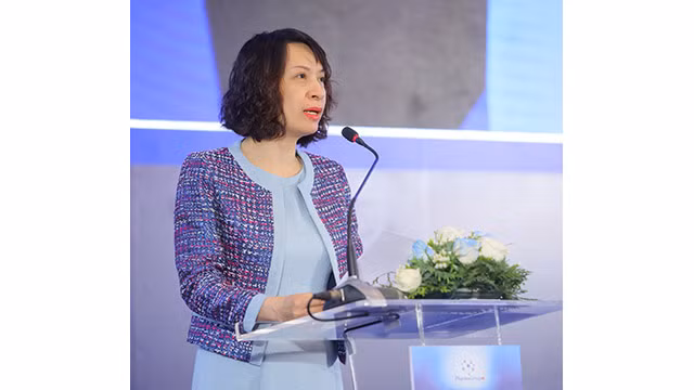 La vice-ministre de la Santé, Nguyên Thi Liên Huong, s'exprime lors du 2e Forum d'innovation dans le secteur de la santé. Photo : VGP/HM.