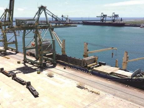 Le port en eau profonde de Son Duong, dans la zone économique de Vung Áng, province de Hà Tinh. Photo : VNA/CVN