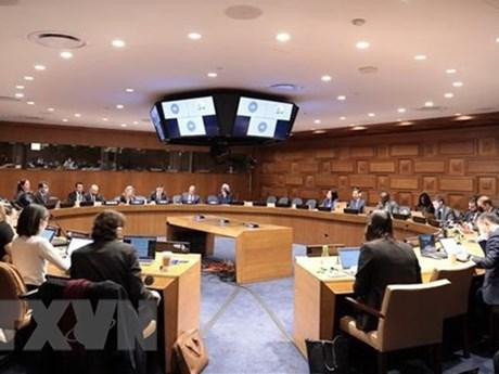 Lors du colloque sur les réalisations et défis dans la mise en œuvre de la Convention des Nations unies sur le droit de la mer de 1982. Photo : VNA.