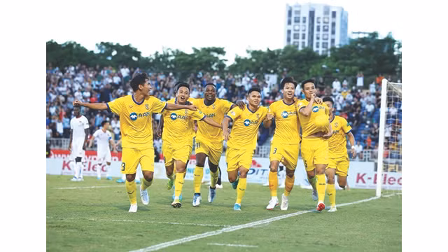 Le Sông Lam Nghê An FC est l’un des favoris de la saison 2023 de la V-League 1. Photo : VNA/CVN.