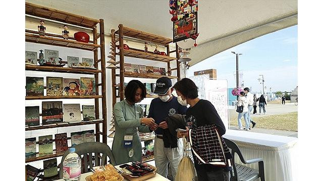 Un stand vietnamien au Festival culturel et touristique du tourisme du Vietnam en République de Corée, tenu du 13 au 17 octobre 2022 à Séoul. Photo : VOV2