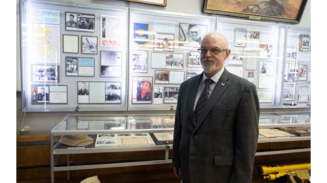 Pour le directeur du Musée, Yuri Knutov, le 50è anniversaire de la victoire « Hanoi-Diên Biên Phu aérien » est une occasion spéciale, non seulement pour le peuple vietnamien, mais aussi pour lui-même et le Musée. Photo: NDEL
