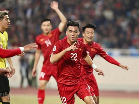 Des joueurs vietnamiens lors du match. Photo : VNA.