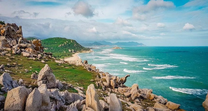 Le paysage magnifique du le parc de pierres de Ninh Thuan. Photo: dulich.petrotimes.vn