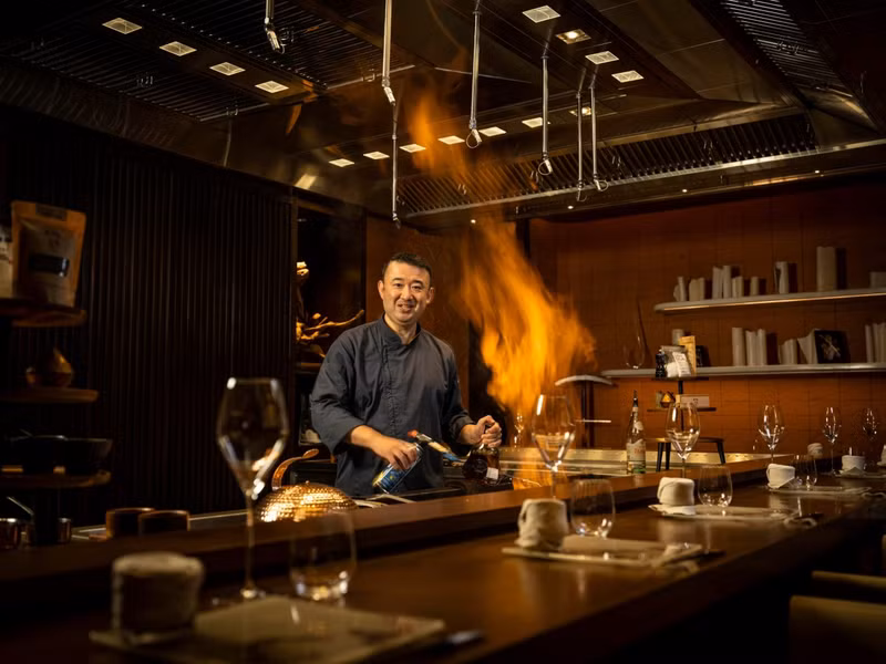 Hibana by Koki est l'un des trois restaurants de Hanoï qui ont reçu une prestigieuse étoile Michelin. Photo: Capella Hanoi