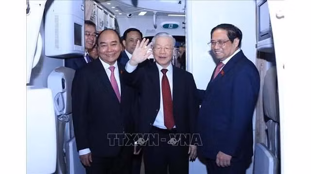 Le Secrétaire général du CC du PCV, Nguyên Phu Trong (au centre). Photo : VNA.