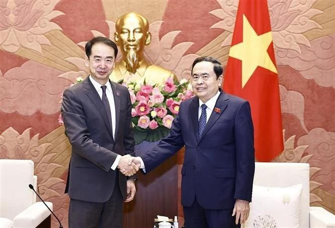 Le président de l'AN Tran Thanh Man reçoit l'ambassadeur de Chine au Vietnam