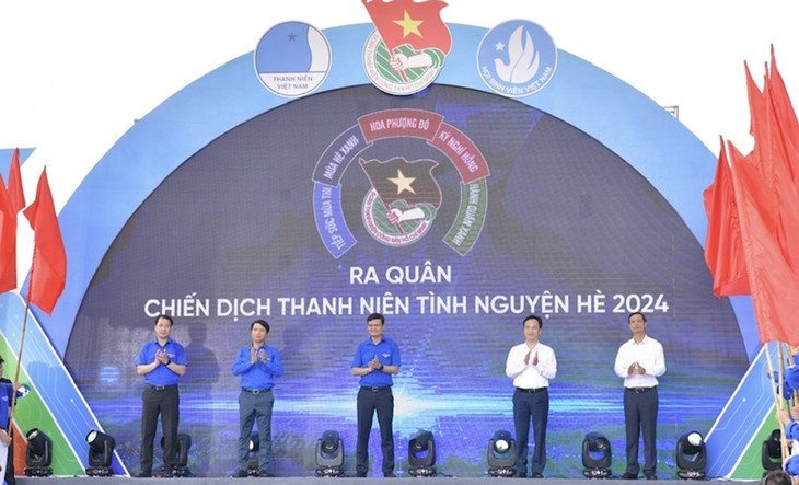 Lancement de la campagne d'été des Jeunes bénévoles 2024. Photo : dangcongsan.vn