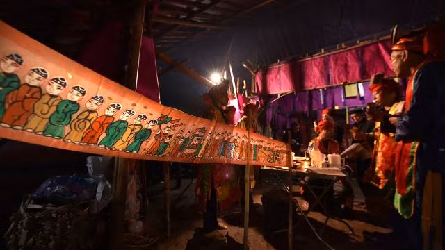Les divinités selon les croyances des Dao rouges de Mo Vang. Photo : nhandan.vn