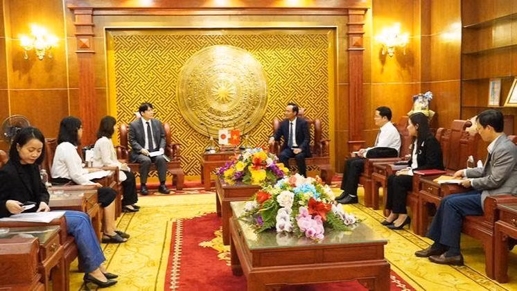 Lors de la rencontre. Photo: quangtri.gov.vn