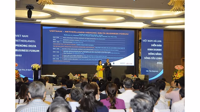 Le forum d'affaires Vietnam - Pays-Bas sur le delta du Mékong à Cân Tho, le 8 avril 2022. Photo : baoquocte.vn