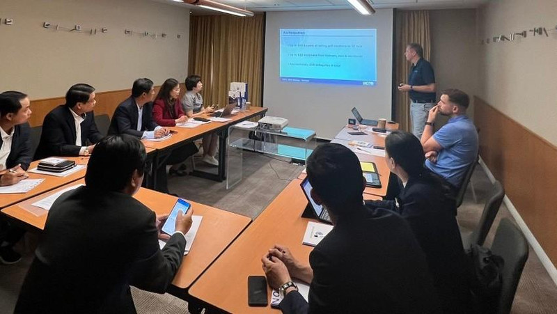 Les responsables de Dà Nang cherchent à promouvoir les investissements au Royaume-Uni. Photo: plo.vn