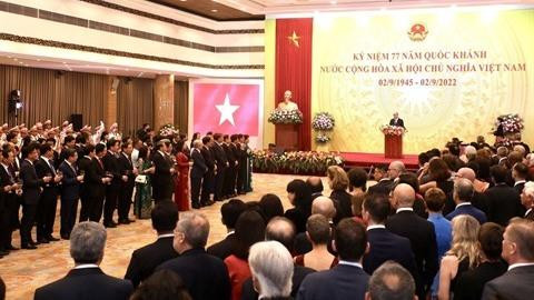 Le Président Nguyên Xuân Phuc (centre) s'exprime à la célébration du 77e anniversaire de la Fête nationale du Vietnam (2 septembre 1945). Photo : VNA