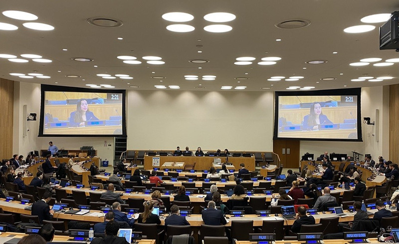La ministre conseillère Lê Thi Minh Thoa, représentante permanente adjointe du Vietnam auprès de l’ONU, prend la parole lors de la réunion. Photo: baoquocte