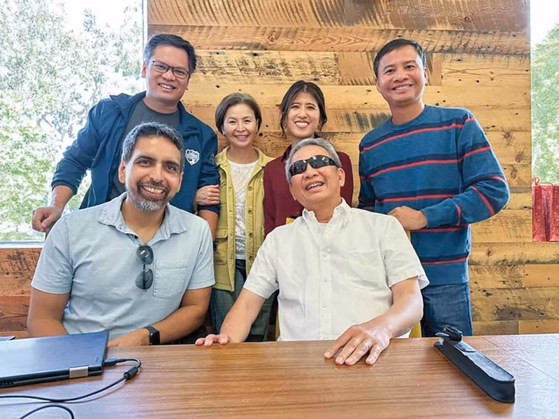 Pham Duc Trung Kiên, « bâtisseur de passerelles» entre le Vietnam et les États-Unis et ses associés. Photo : baoquocte.vn