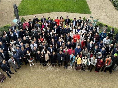 Délégués participants à l'événement. Photo: VNA