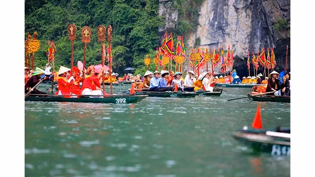 Préparation du rite de « prise de l'eau ». Photo : baoquocte.vn Préparation du rite de « prise de l'eau ». Photo : baoquocte.vn