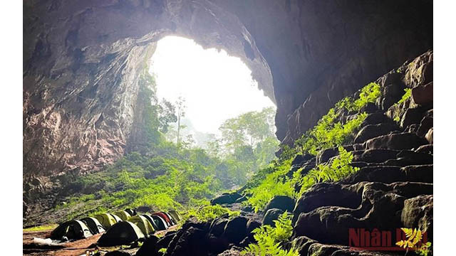 Phong Nha et Dông Hoi sont deux endroits de la province de Quang Binh (au Centre) qui figurent dans le top 10 des destinations les plus conviviales du Vietnam en 2023 (respectivement 1ère et 8e). Photo : NDEL.